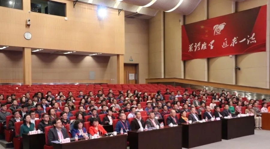 1575271868131264.jpg 640.webp (1).jpg